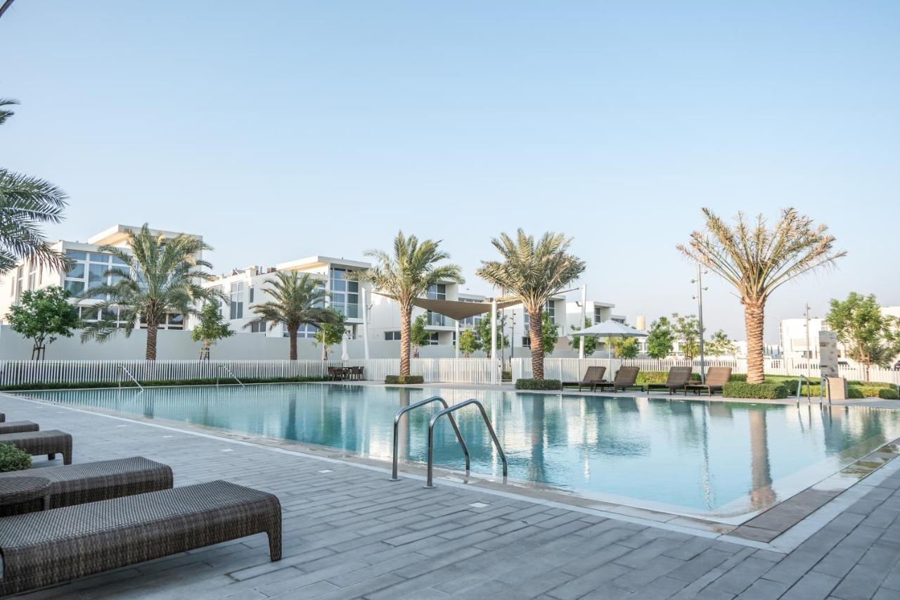 Hot Price 3br With Private Patio At Damac Hills 2 Dubaï