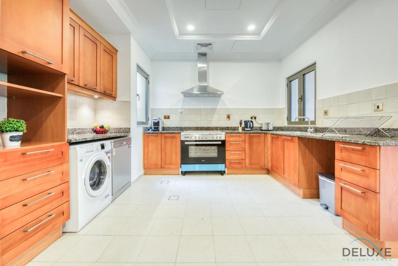 Splendid 5br At Canal Cove Palm Jumeirah By Deluxe Homes