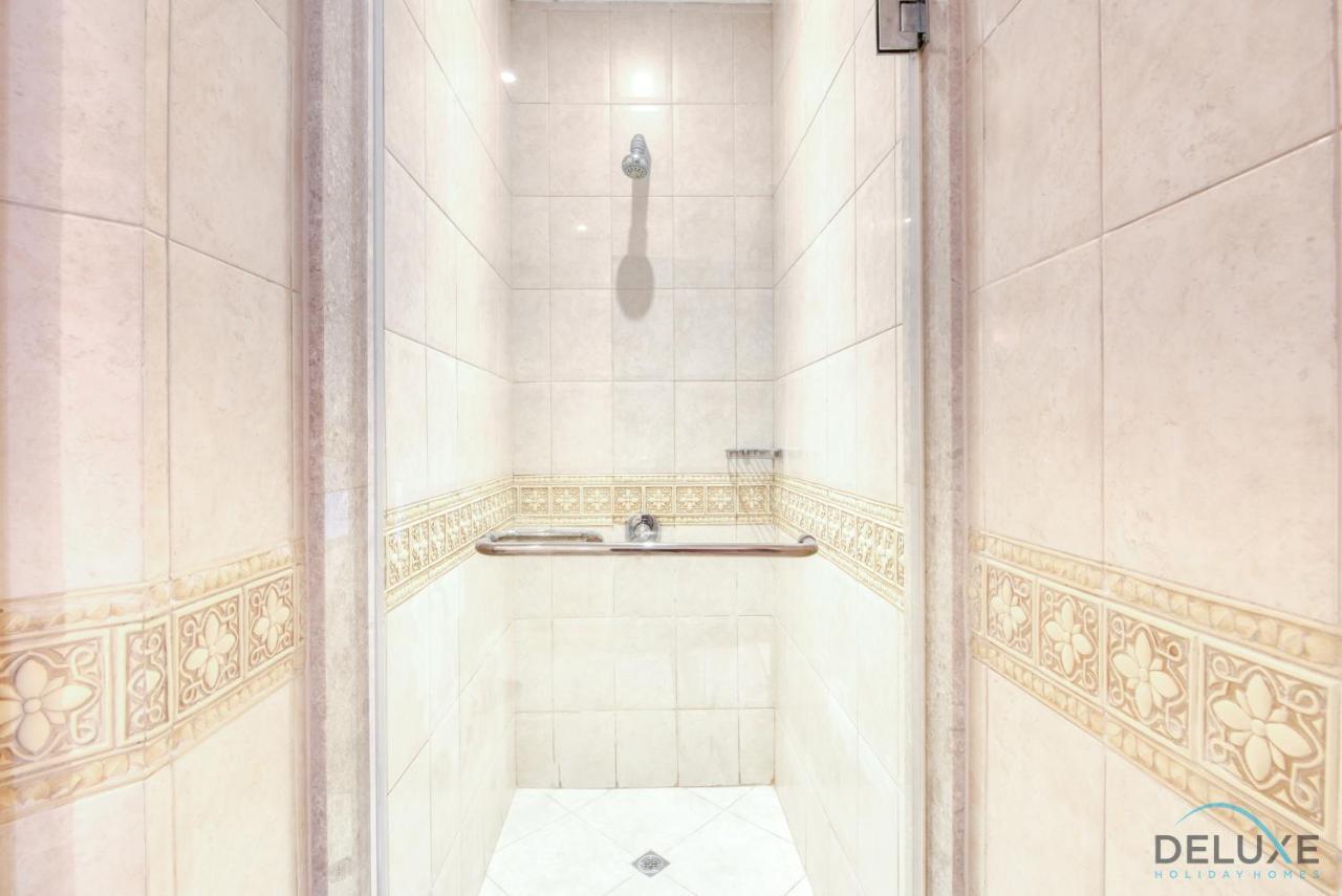 Villa Splendid 5br At Canal Cove Palm Jumeirah By Deluxe Homes Dubai