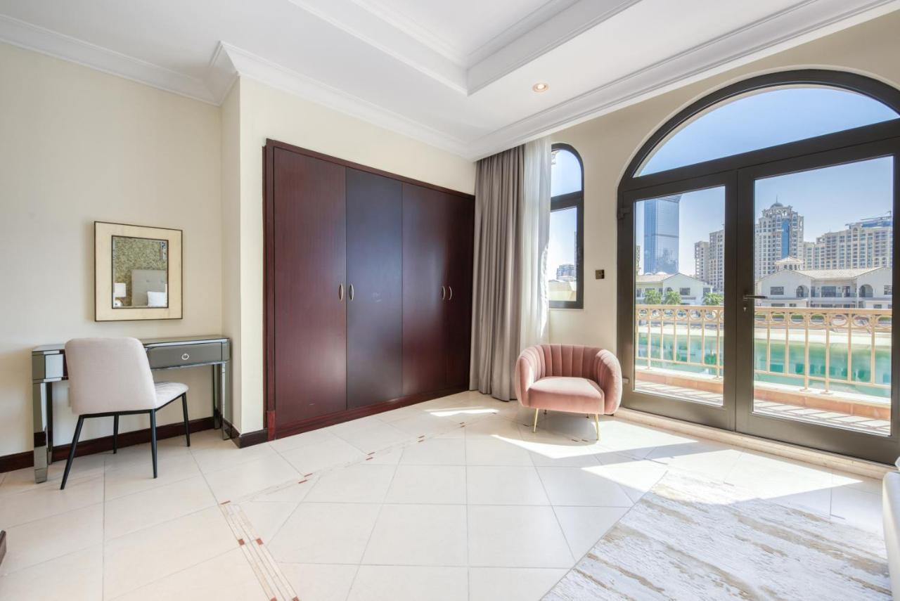 Sol Living - Exquisite 5br Garden W/pool & Beach In Palm Villa
