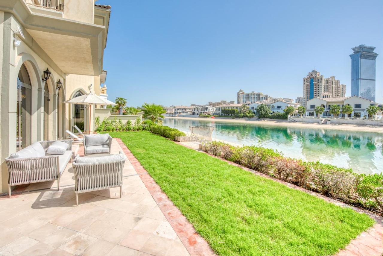 Sol Living - Exquisite 5br Garden W/pool & Beach In Palm Dubai