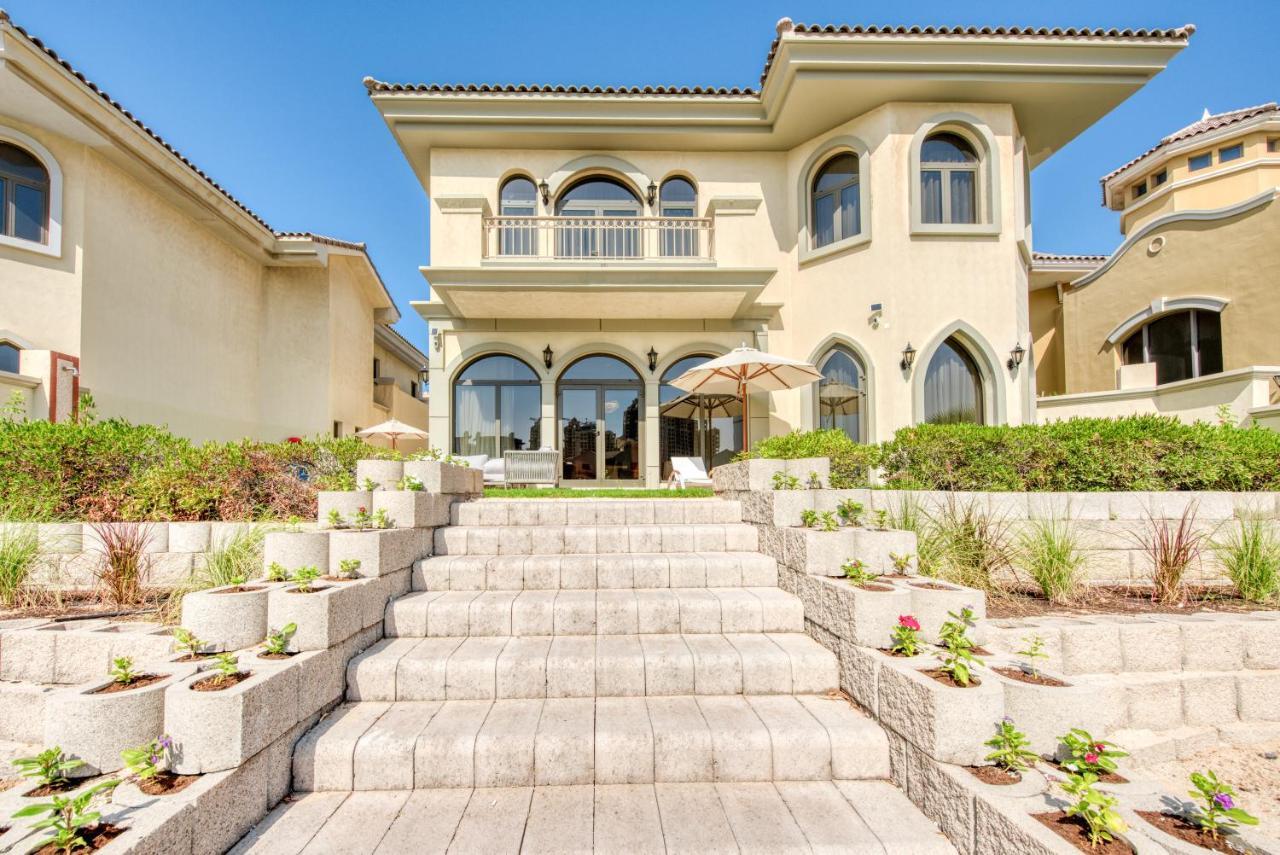 Sol Living - Exquisite 5br Garden W/pool & Beach In Palm Villa