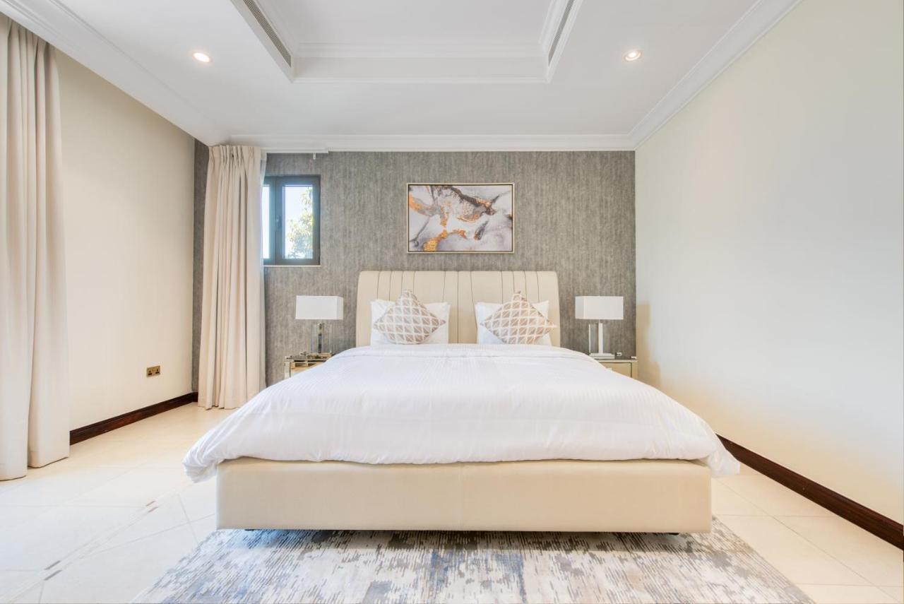 Villa Sol Living - Exquisite 5br Garden W/pool & Beach In Palm Dubaï