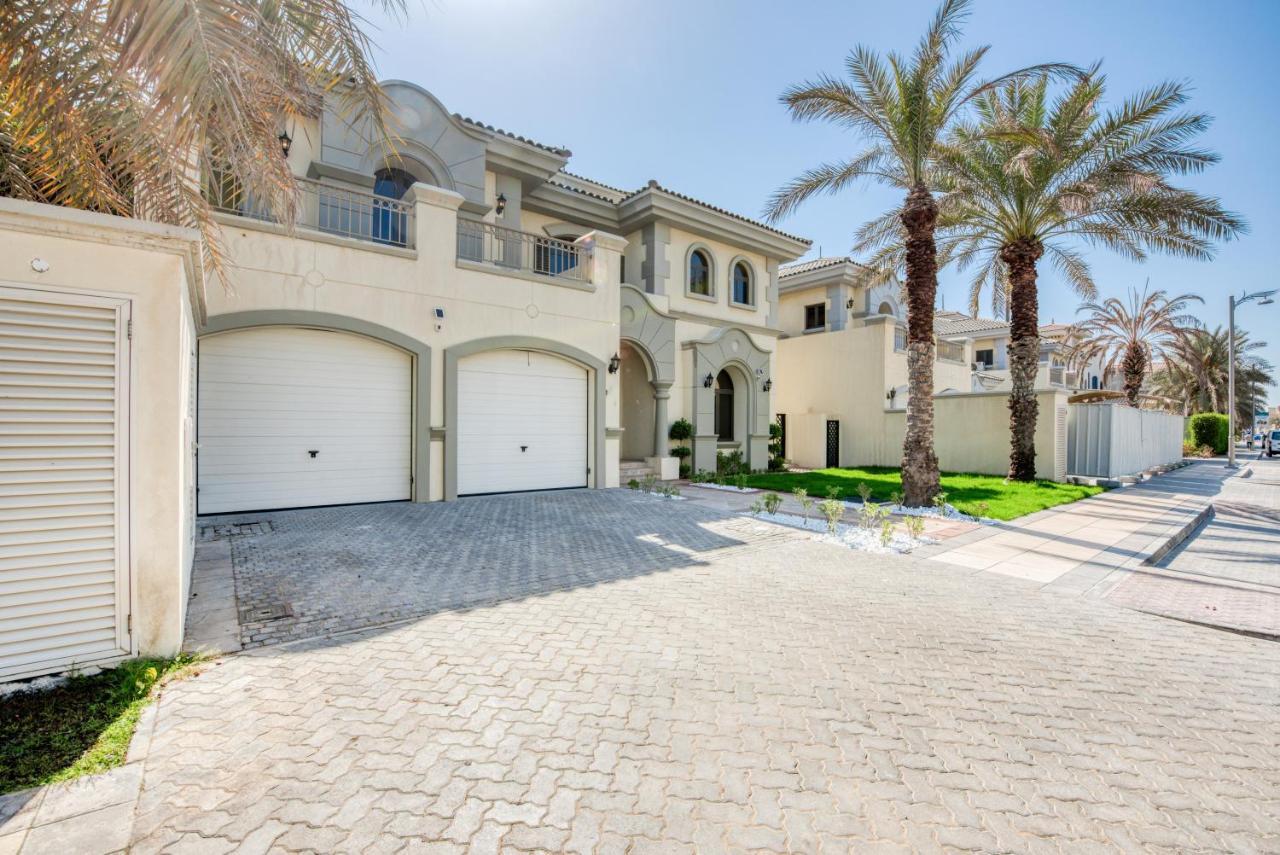 Sol Living - Exquisite 5br Garden W/pool & Beach In Palm