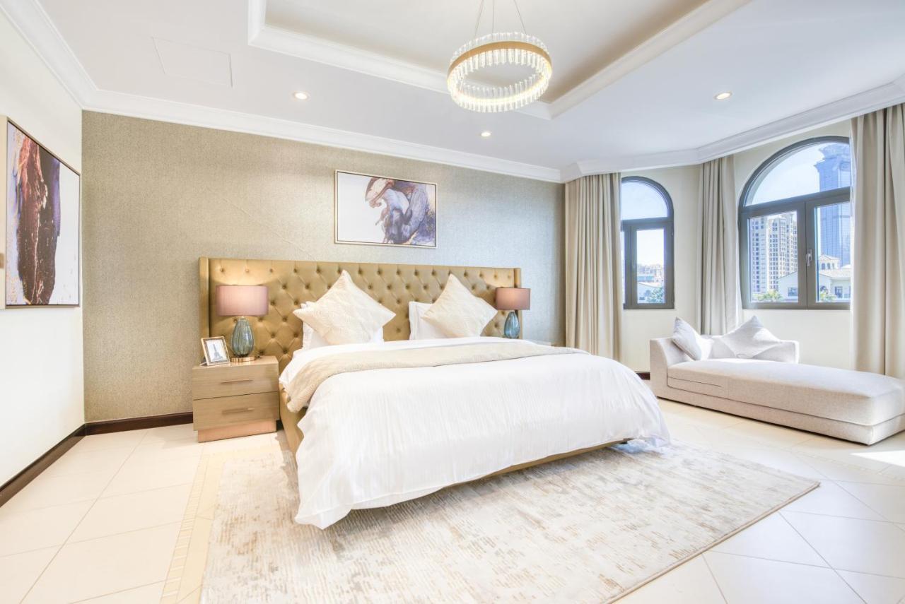 Sol Living - Exquisite 5br Garden W/pool & Beach In Palm Dubaï