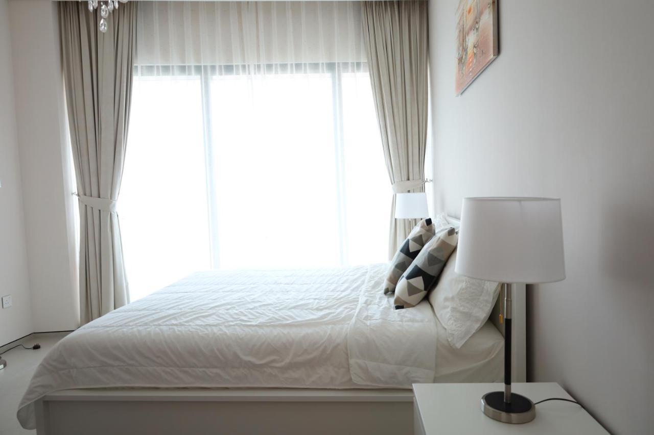 Lägenhet 2 Bed The Beach By Address Residential Dubai