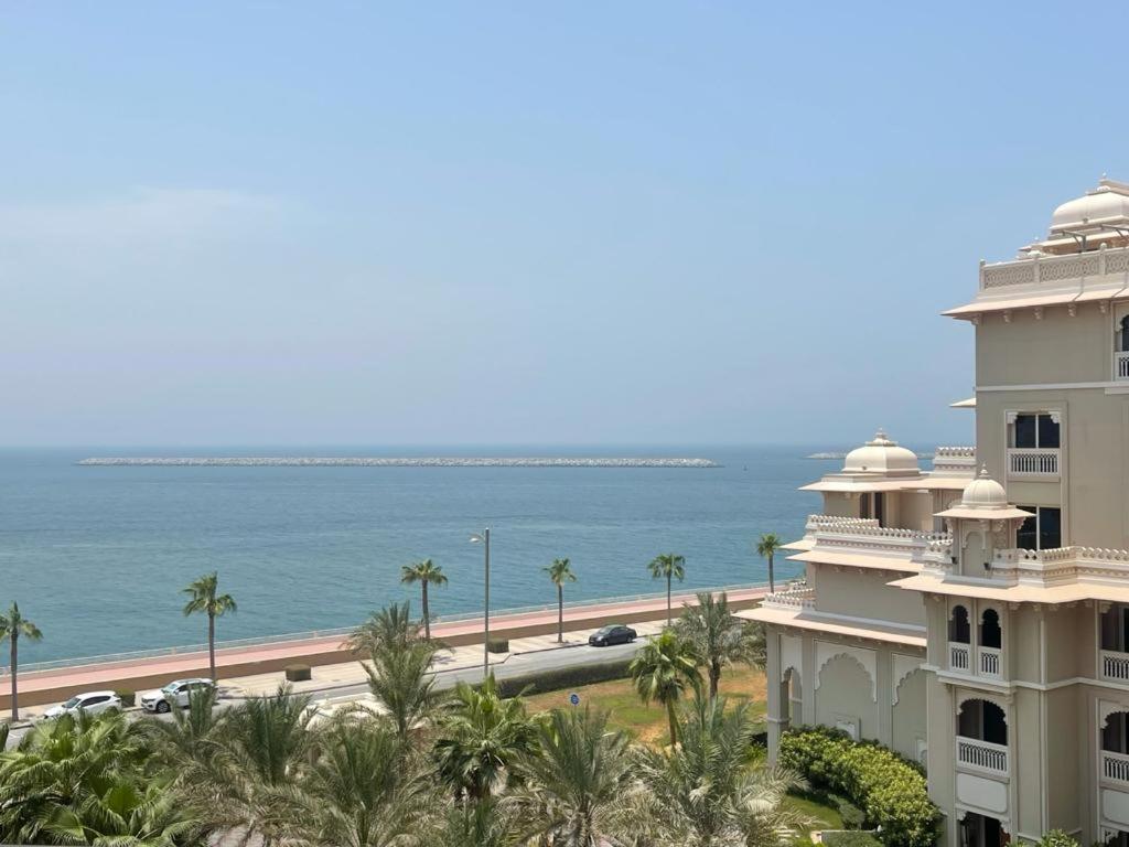 Royal Club By Rvhr, Grandeur Crescent Palm Jumeirah Lejlighed