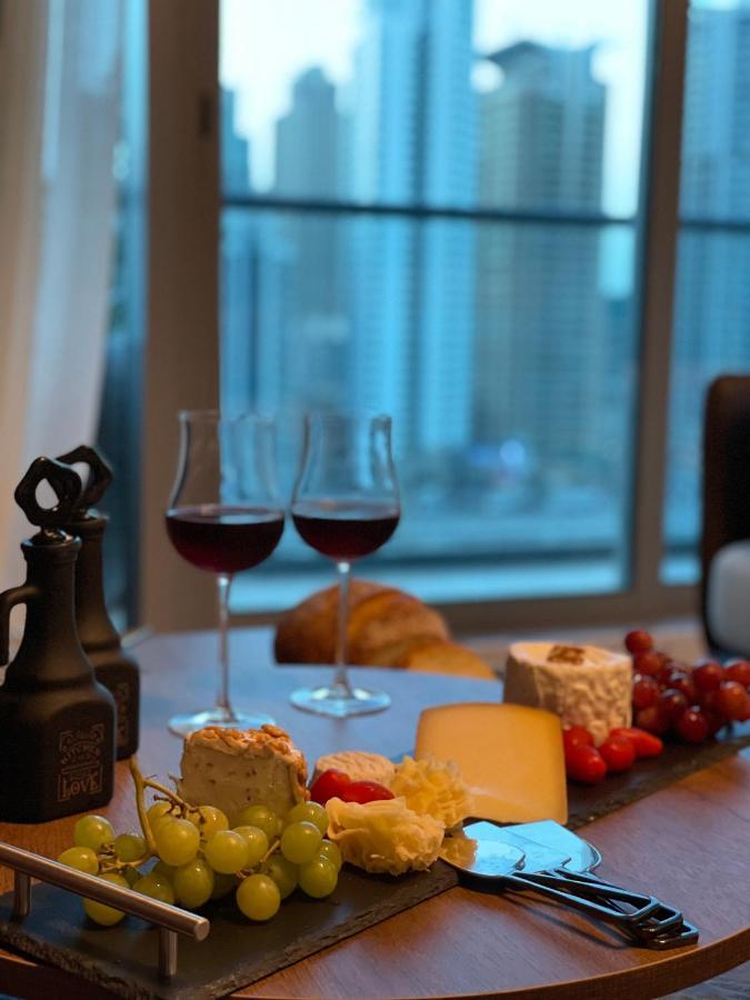 Luxury On The Metro Facing Marina Apartamento *