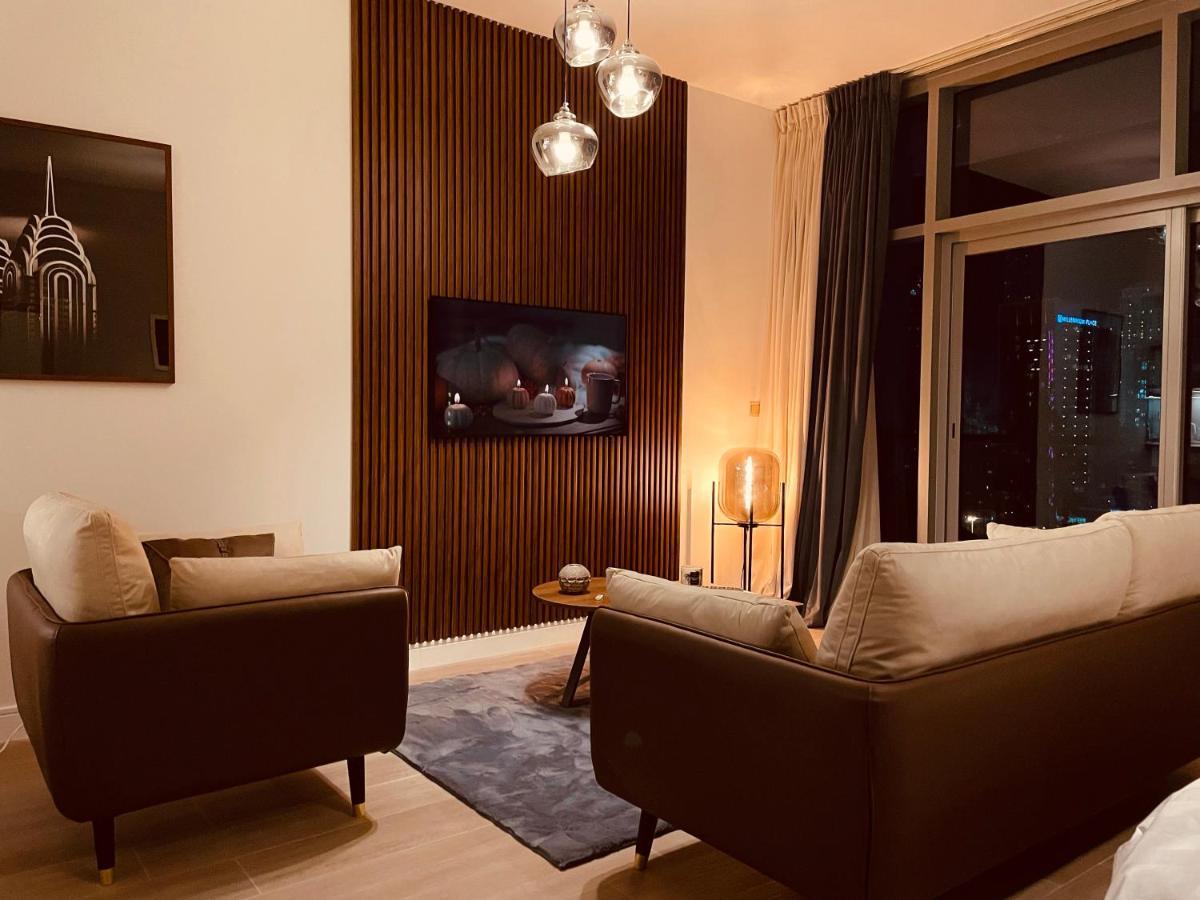 Luxury On The Metro Facing Marina Apartamento *