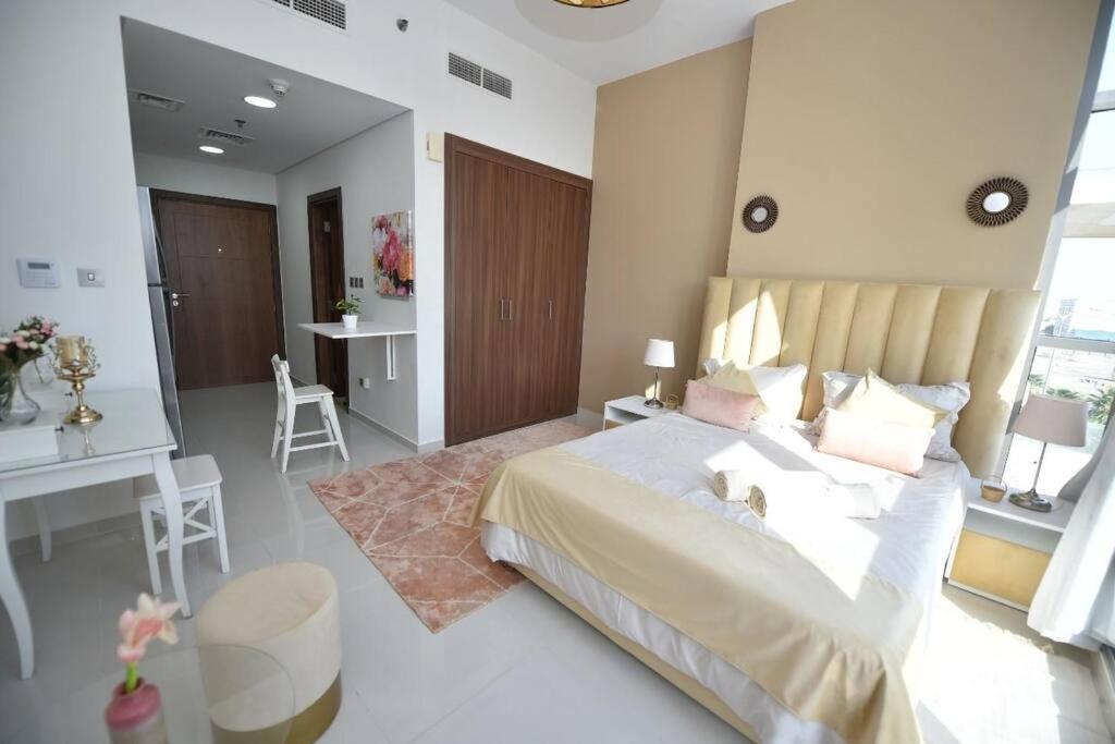 Apartamento Lovely Studio In Damac Hills Next To The Main Gate *