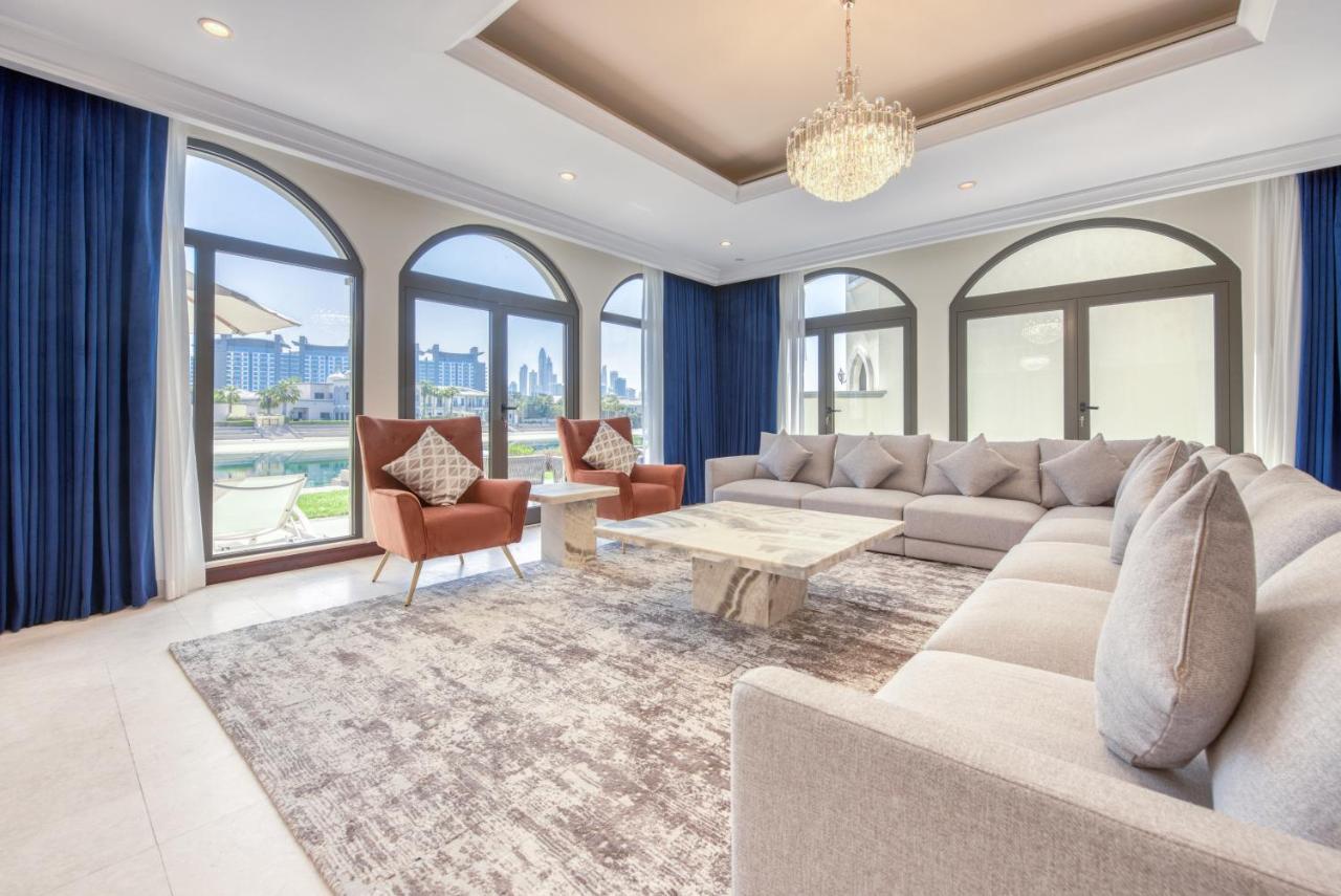 Sol Living - Exquisite 5br Garden W/pool & Beach In Palm Villa Dubaï