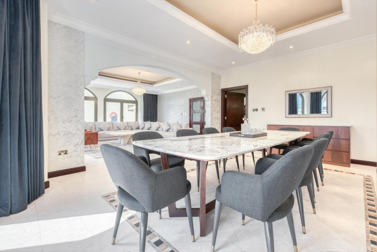 Villa Sol Living - Exquisite 5br Garden W/pool & Beach In Palm