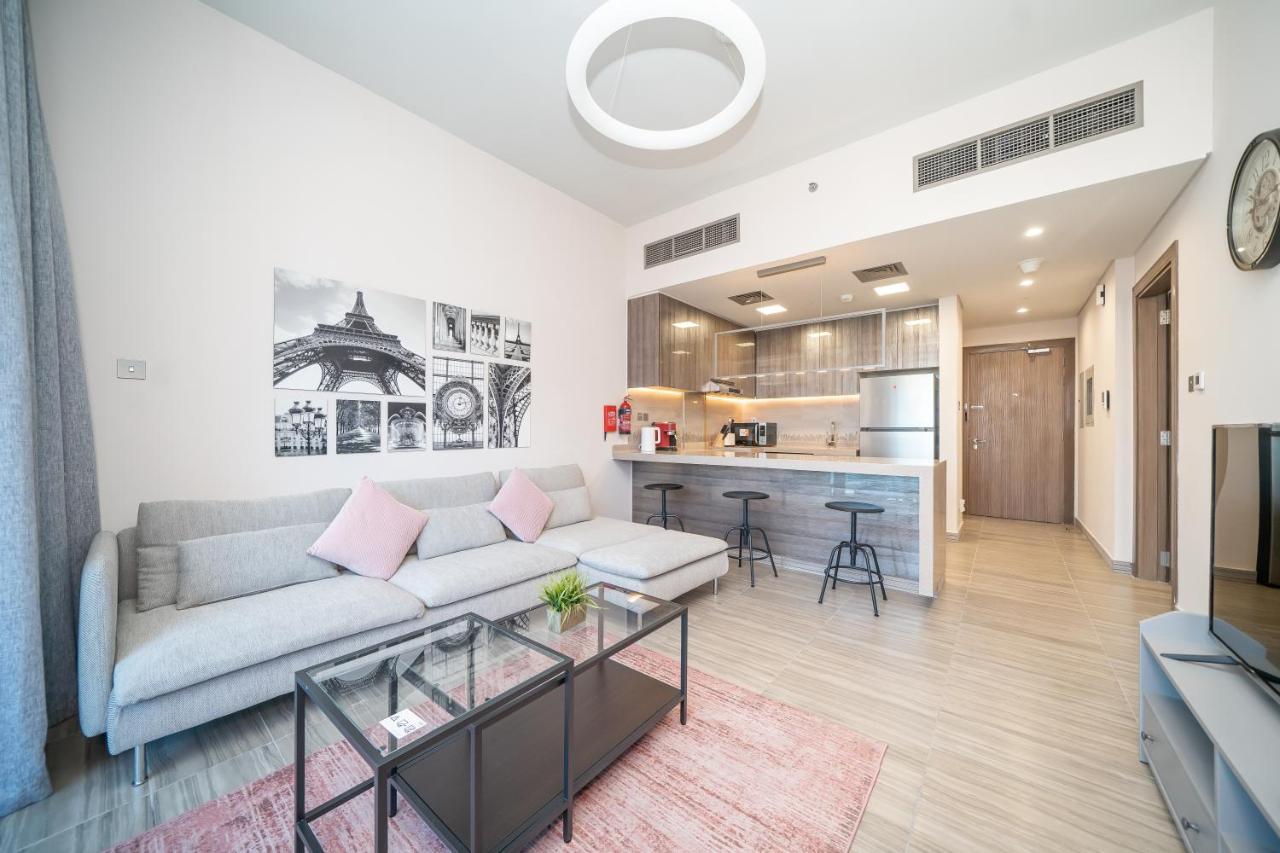 Luton - Modern & View 1br , Mbl Residence, Jumeirah Towers Dubaï