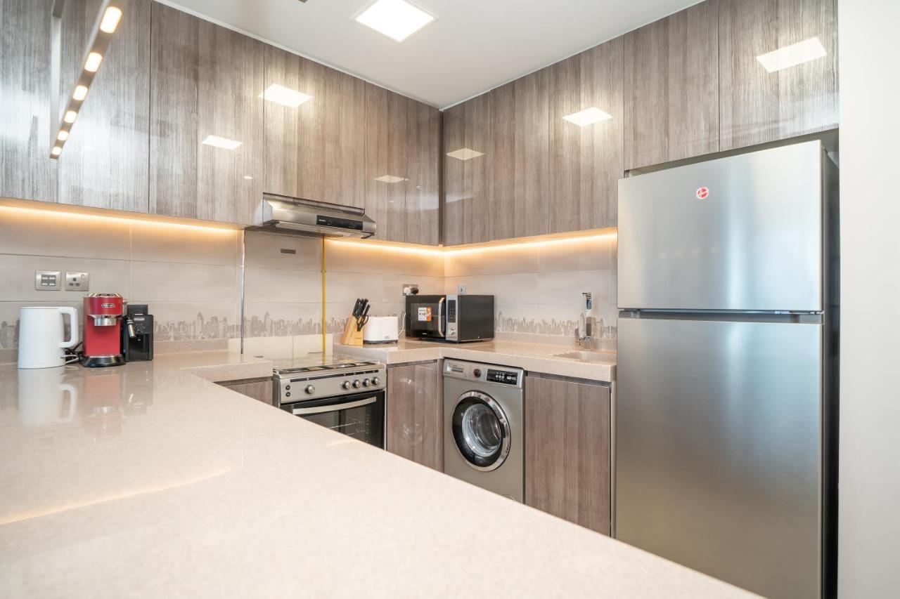 Luton - Modern & View 1br , Mbl Residence, Jumeirah Towers * Dubaï