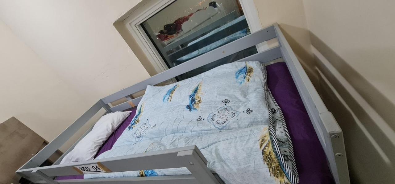 Hostel Hostel, Bedspace And Backpackers Dubai