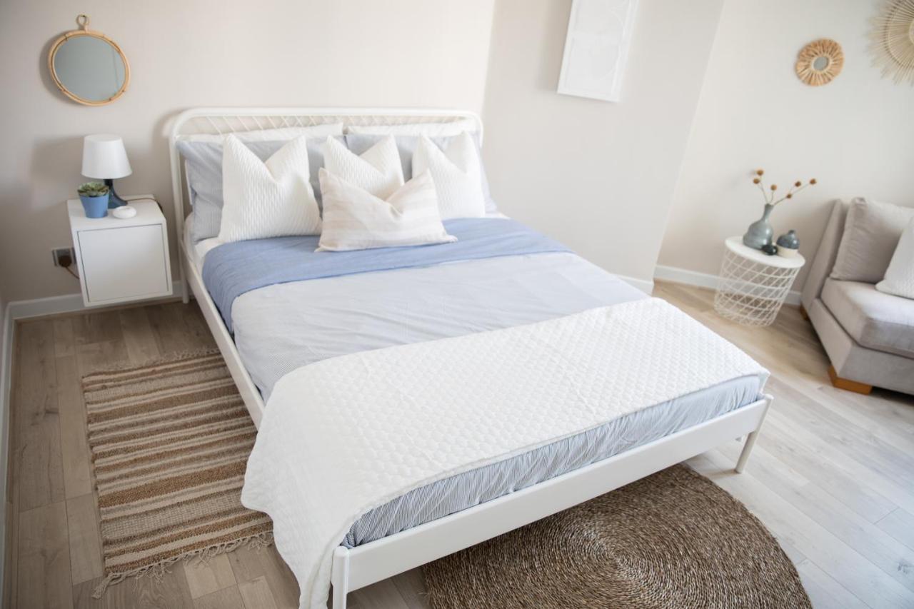 2Br On Palm Jumeirah Shoreline 15 - With Beach Access & A Complimentary Golf Lägenhet *