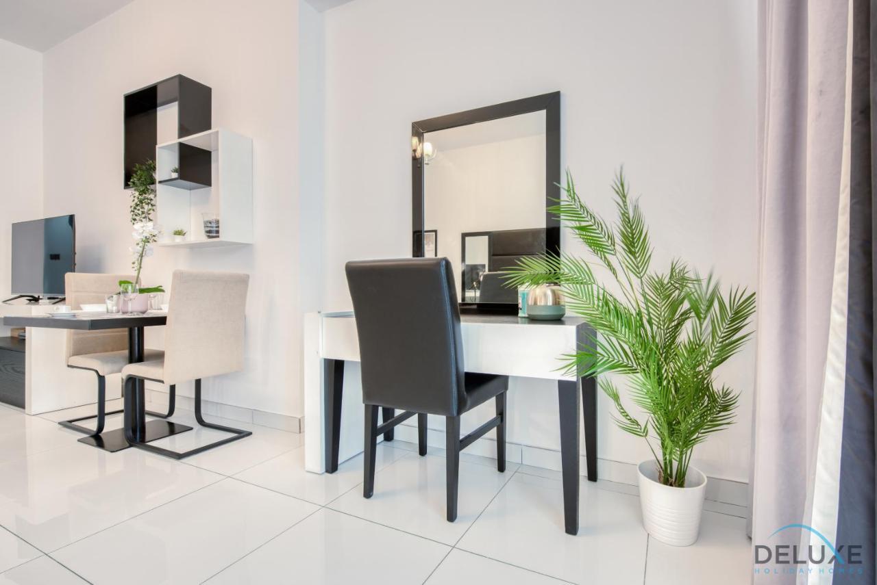 Captivating At Giovanni Boutique Dsc By Deluxe Homes Appartement