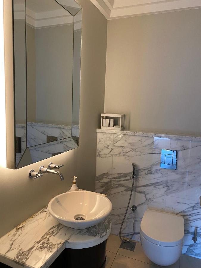 Amazing 2 Bedroom With Full Burj View *