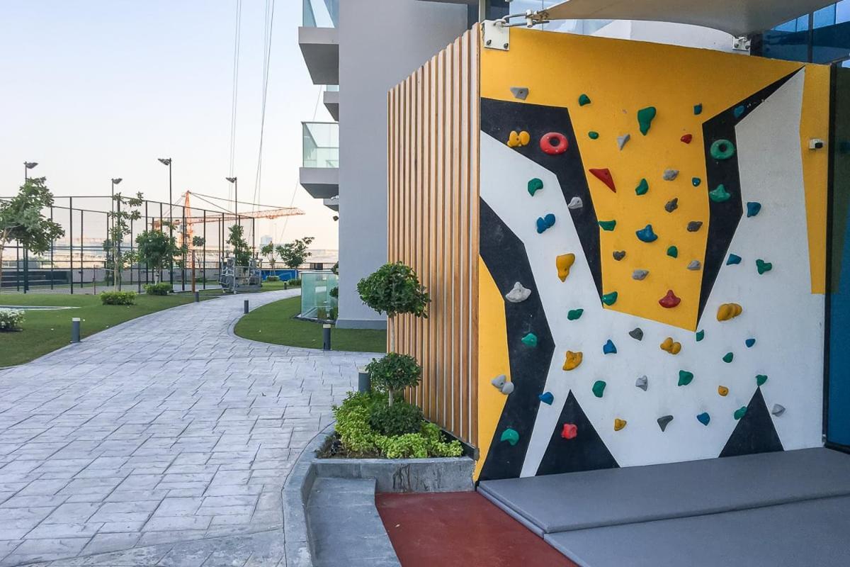 Frank Porter - Miraclz By Danube Properties Appartamento Dubai