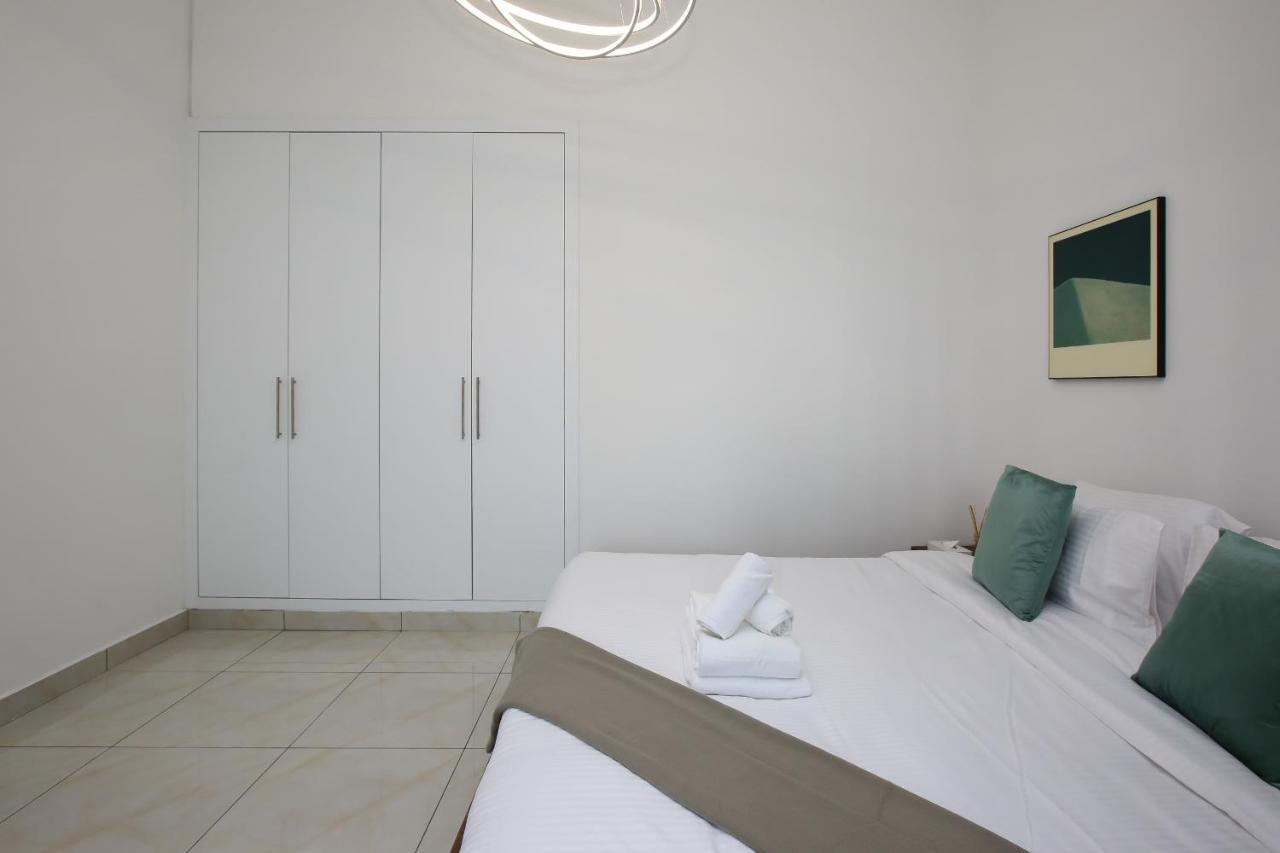 Allsopp & Allsopp - Square Tower Appartement Dubaï