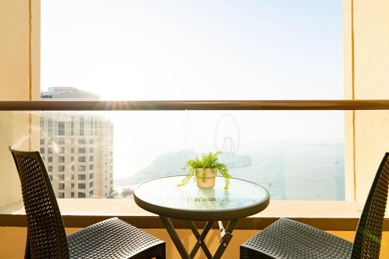 Livein Homes - Jbr Apartamento