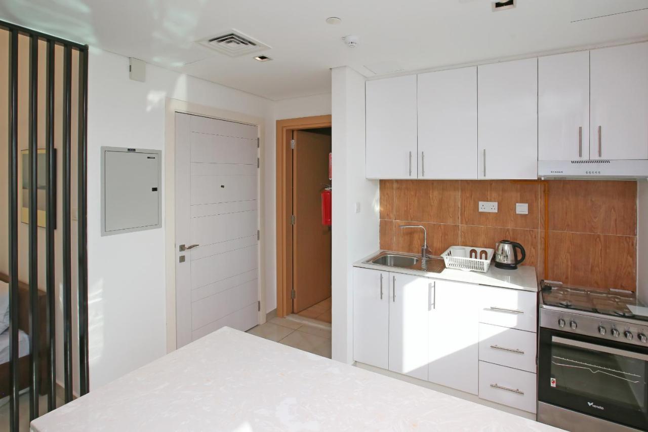 Allsopp & Allsopp - Square Tower Appartement *