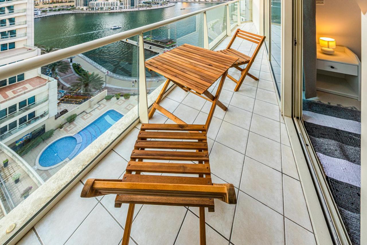 Great Views From New In Marina *