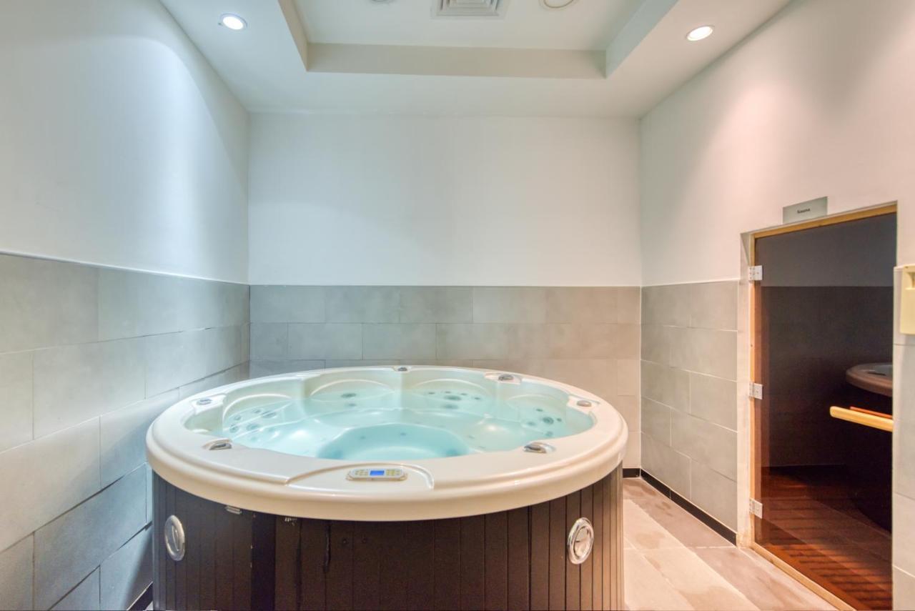 The Penthouse Near Burj Khalifa And Mall Lejlighed Dubai