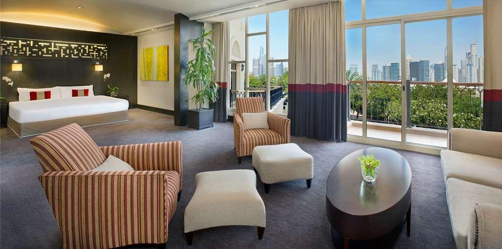 Address Montgomerie