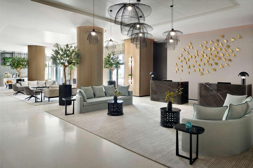 Hotel Vida Emirates Hills 4*