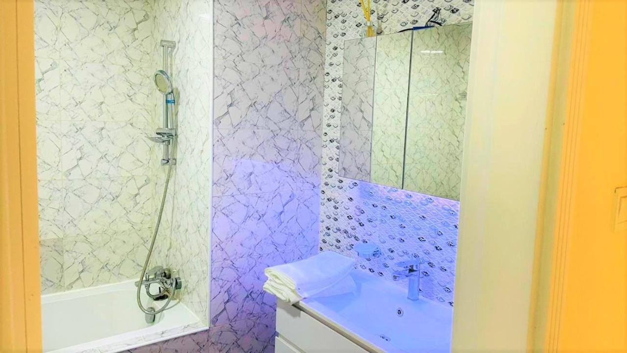 Discovery Garden Poolside Apartamento