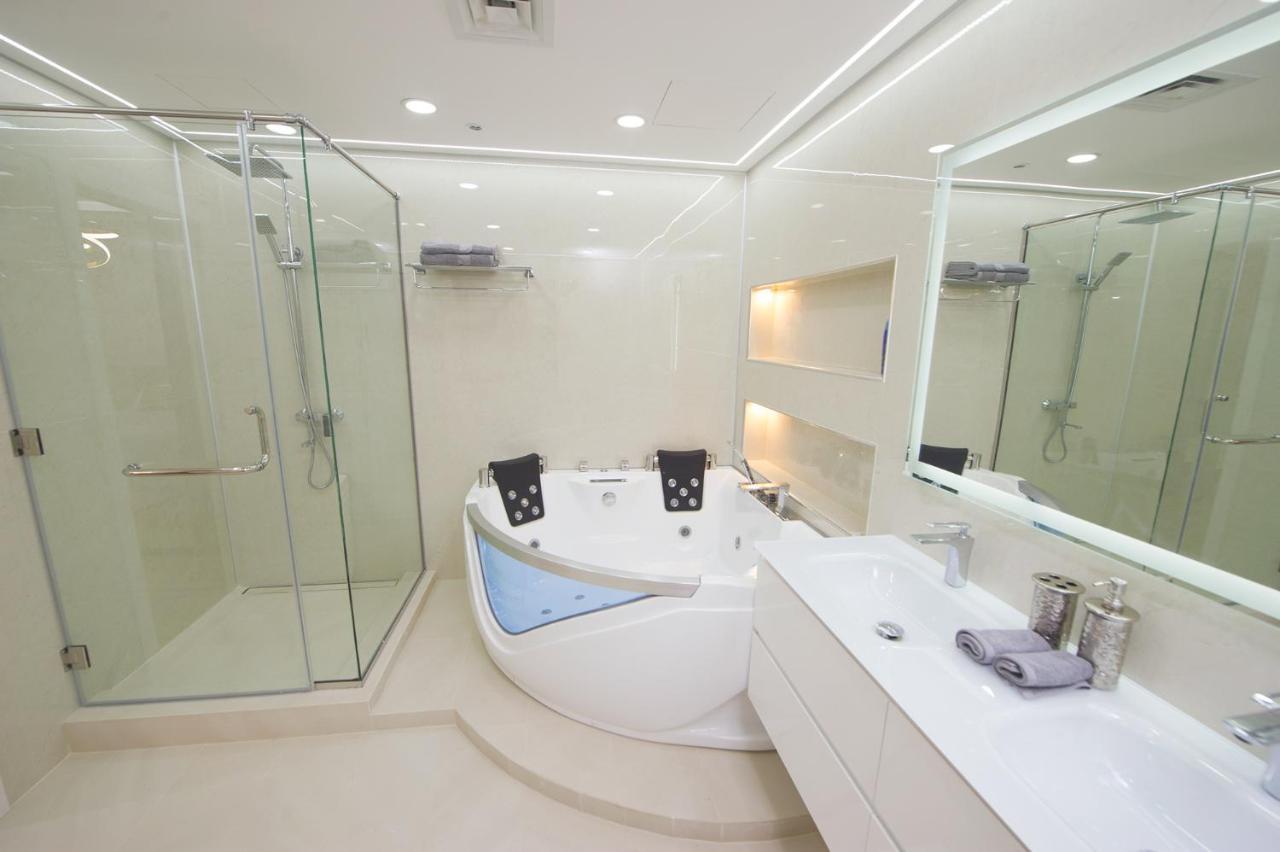 Appartamento Palmbay Jbr 4 Bedroom Sea View