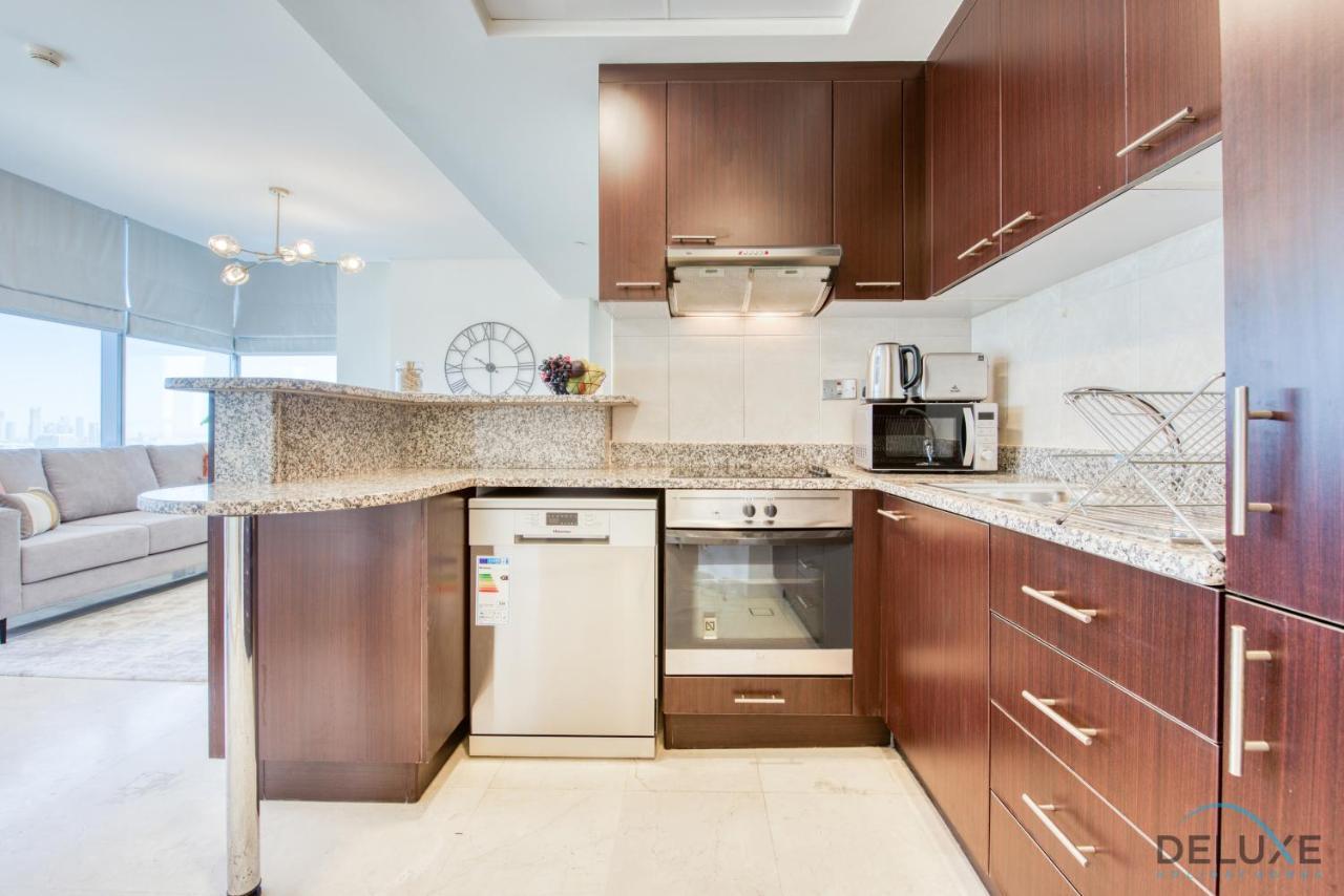 Appartement Limited Offer Stylish 1br With Balcony & Pool Access By Deluxe Homes Dubaï