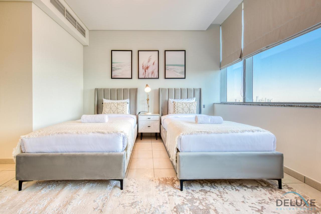 Limited Offer Stylish 1br With Balcony & Pool Access By Deluxe Homes Appartement Dubaï