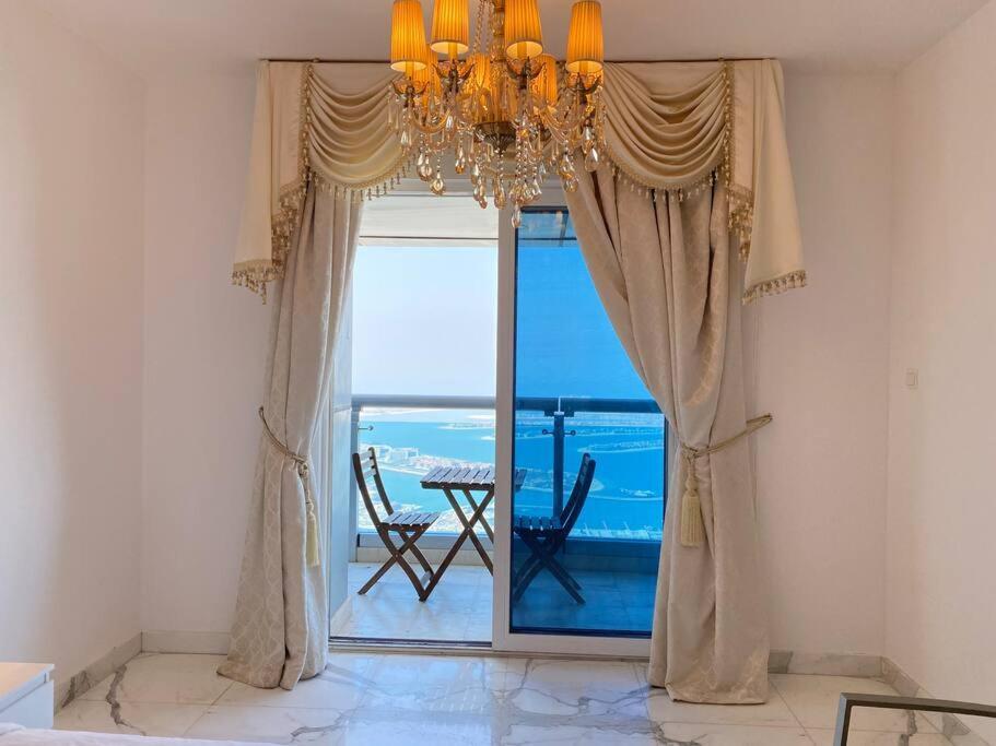 Lux Princess Tower Duplex Ocean & Palm Views Apartment *