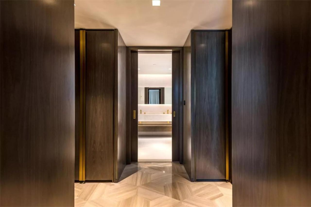 Five Palm - Three Floors, Private Pool, Jacuzzi Dubai