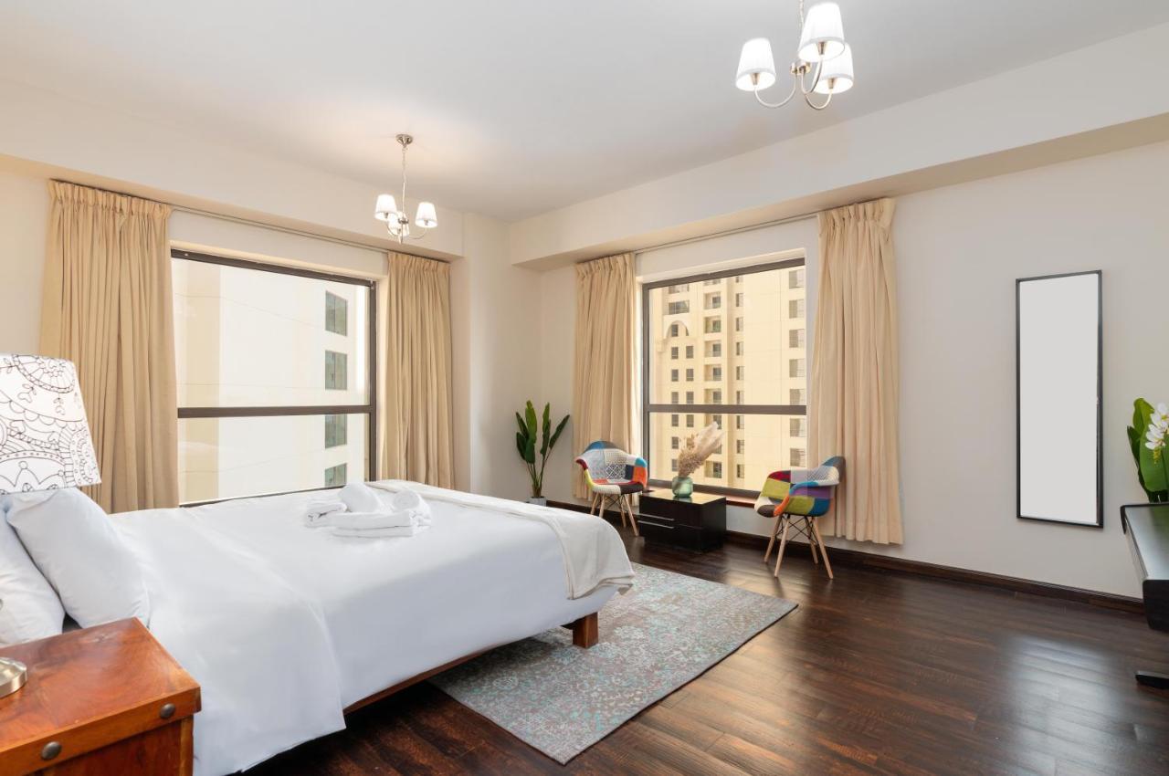 Apartamento Spacious 5 Beds 3 Min From The Jbr Dubai