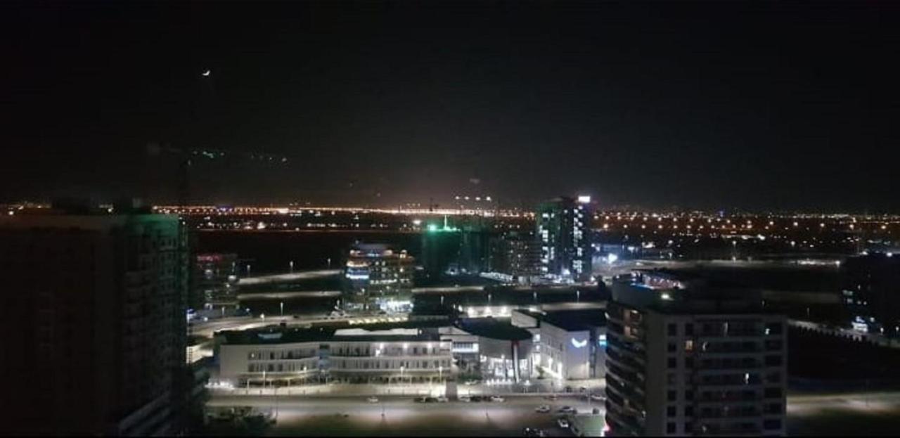 Apartment Octavius Holiday Homes, Spacious 2 Bedroom Apartment, Skyline & Burj Khalifa View