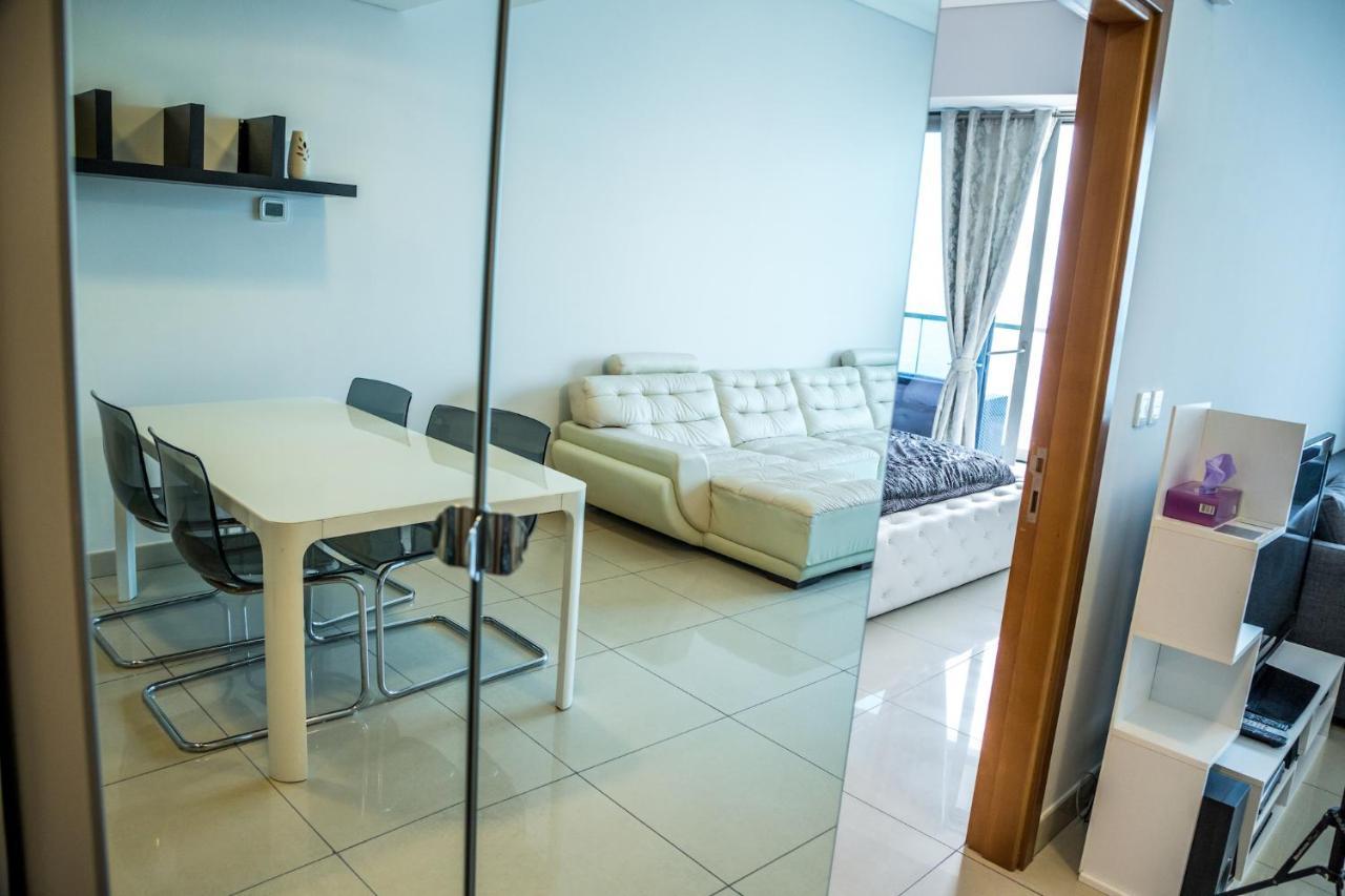 Green Future Holiday Homes - Ocean Heights Marina Dubaï