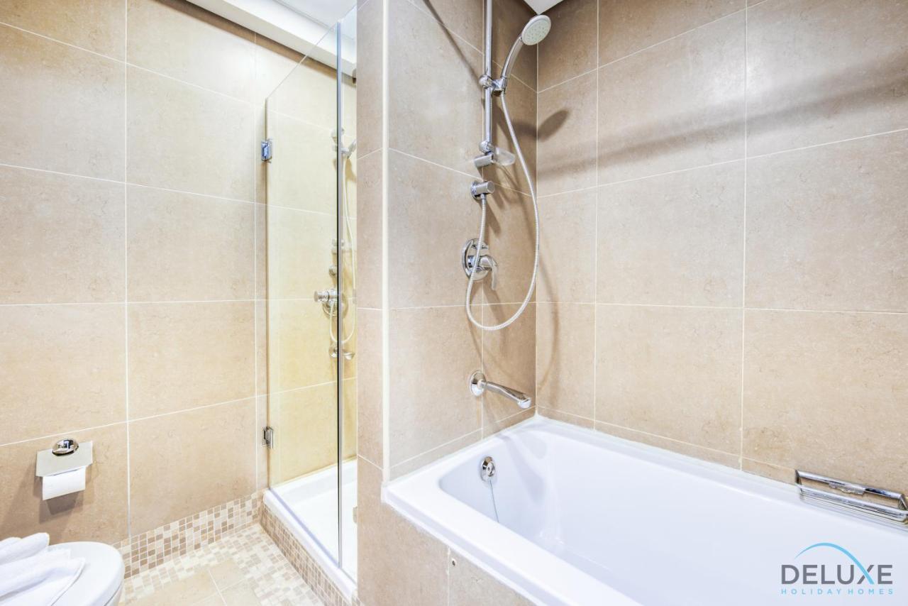 Limited Offer Stylish 1br With Balcony & Pool Access By Deluxe Homes *