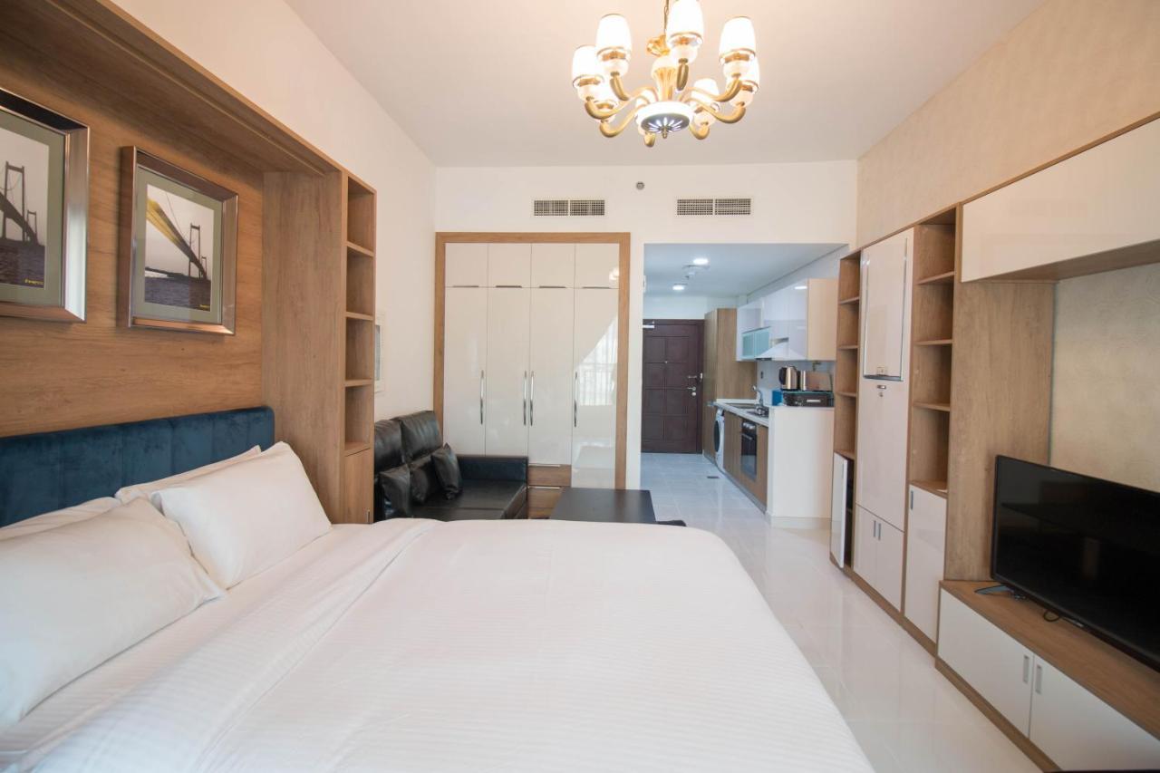 Furnished Studio, Close To Amenties! - Resortz 11 Appartement Dubaï