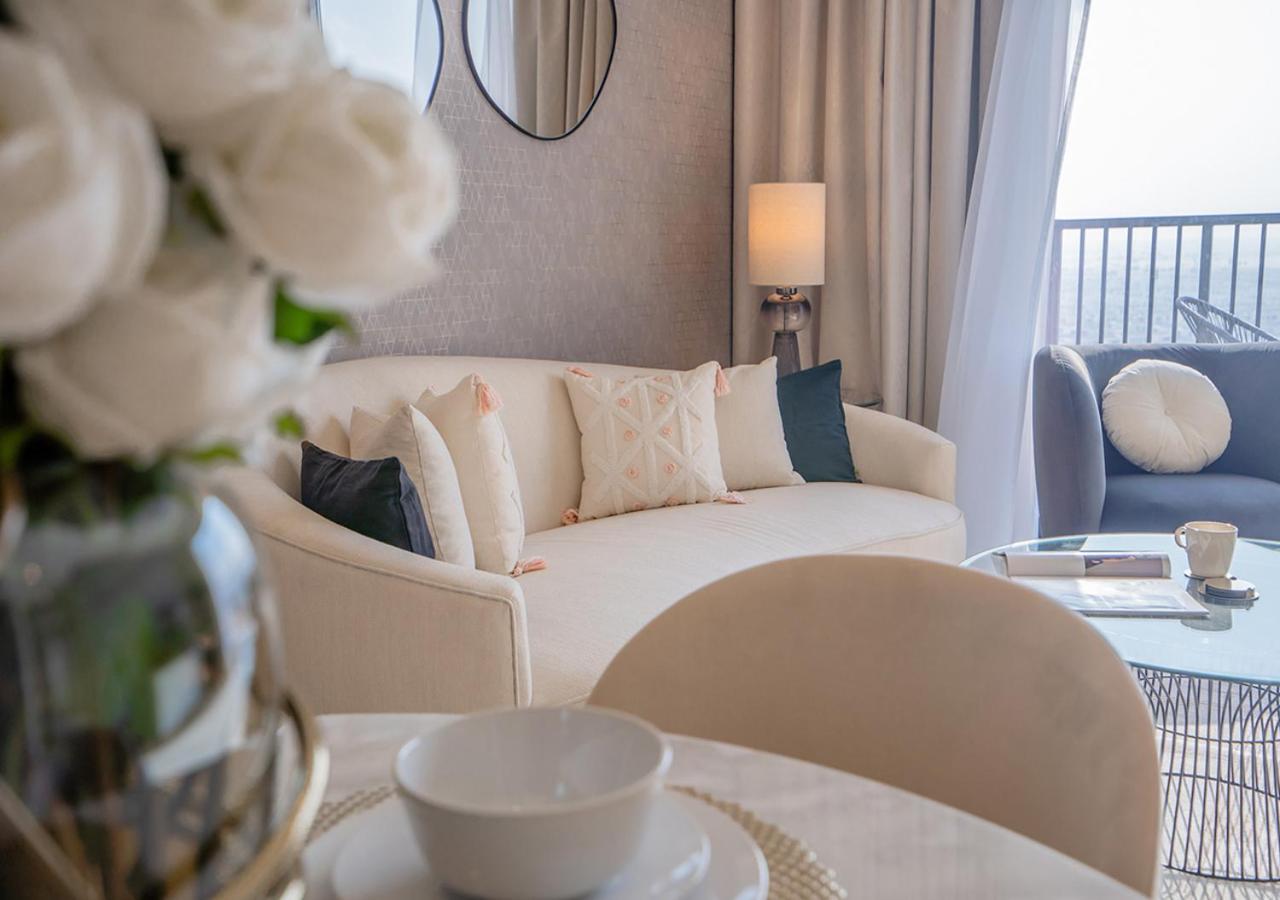Nasma Luxury - Elegant With Views And Skyline