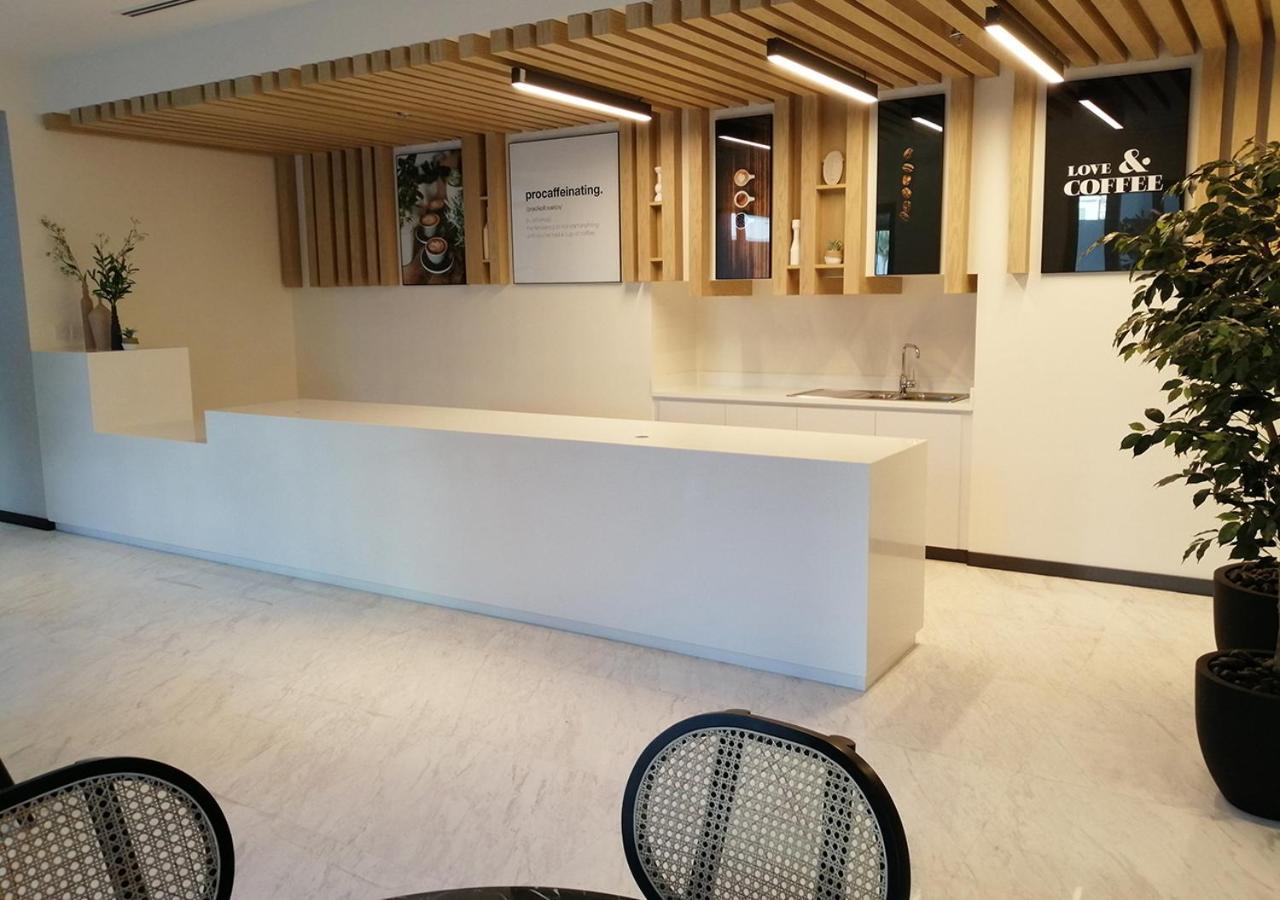 Apartamento Nasma Luxury - Elegant With Views And Skyline Dubái