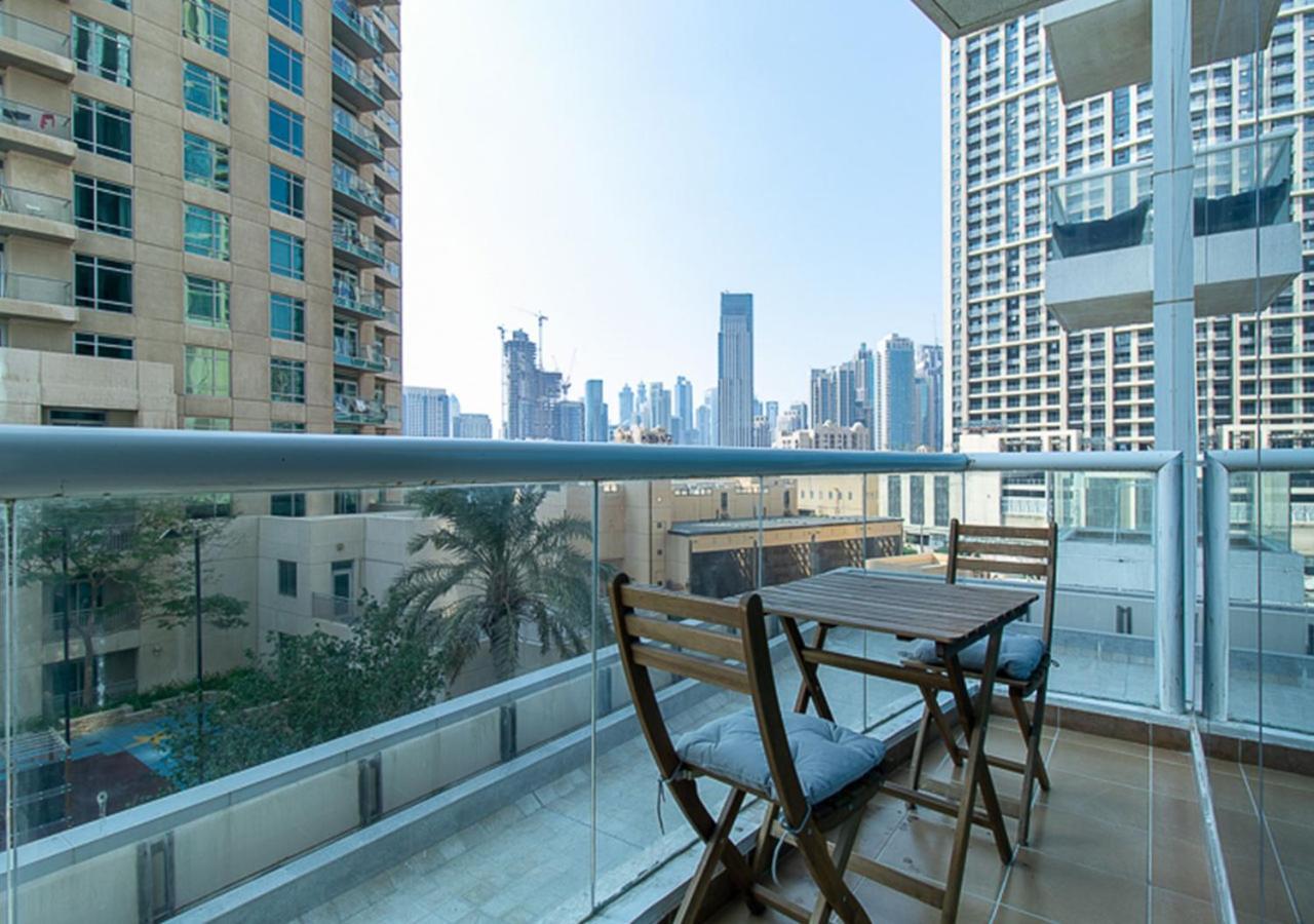 Rh-city Retreat, 01 Bedroom Near Burj Khalifa Downtown *