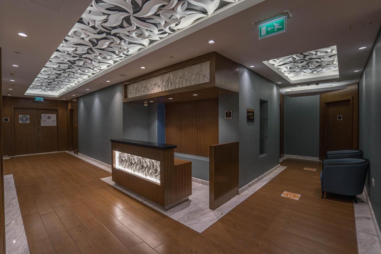 Higuests - Elegant And Spacious Apartment In Upper Crest Apartment