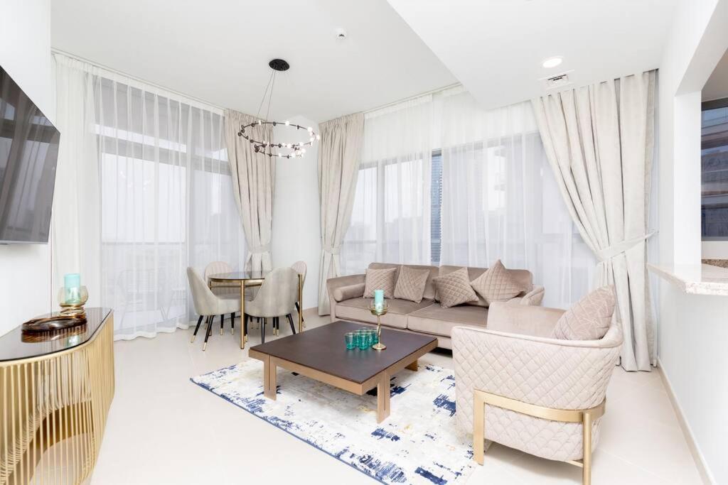 Brand New Apartment! Panoramic Burj Khalifa View! * Dubái