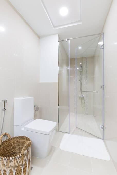 Brand New Apartment! Panoramic Burj Khalifa View! Apartamento *