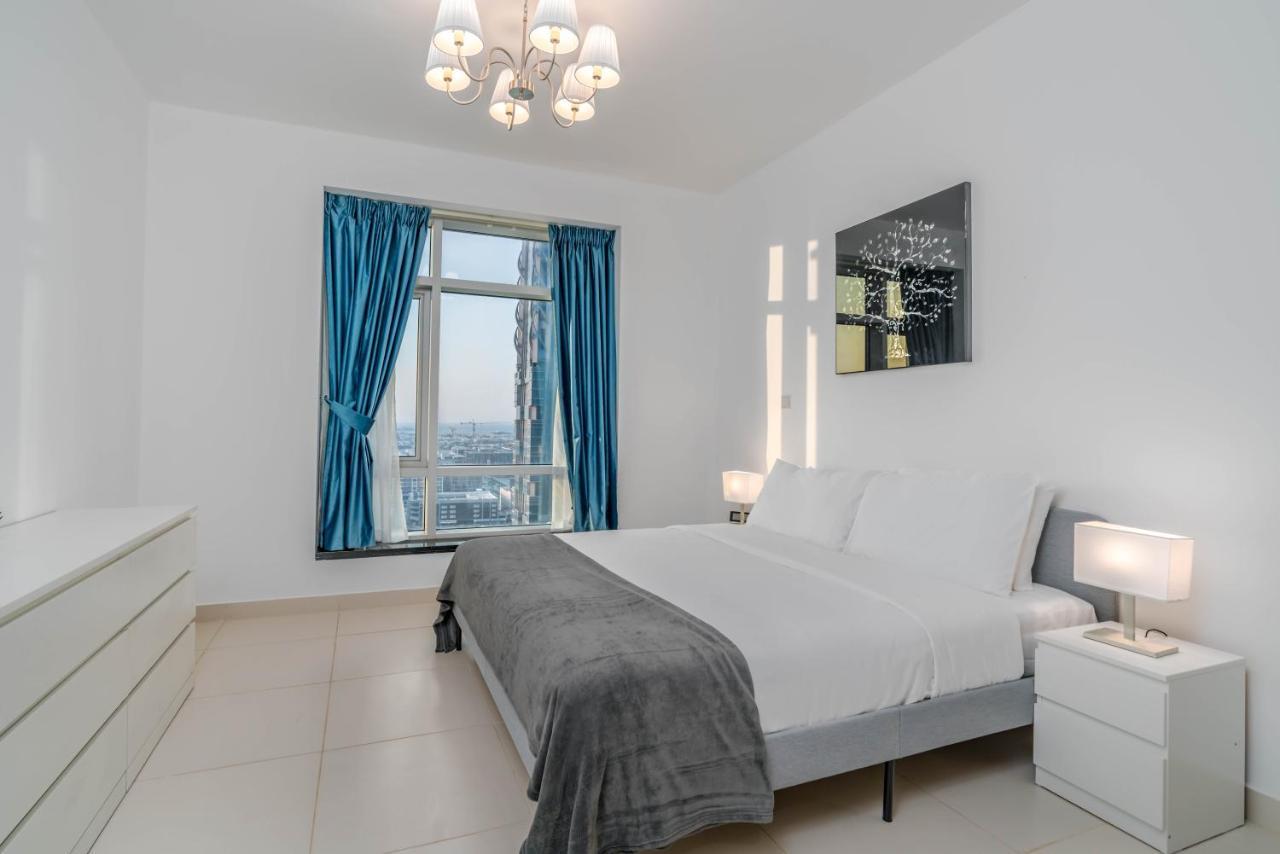 Lux Lofts Tower Downtown Boulevard & Sea Views Apartamento Dubai