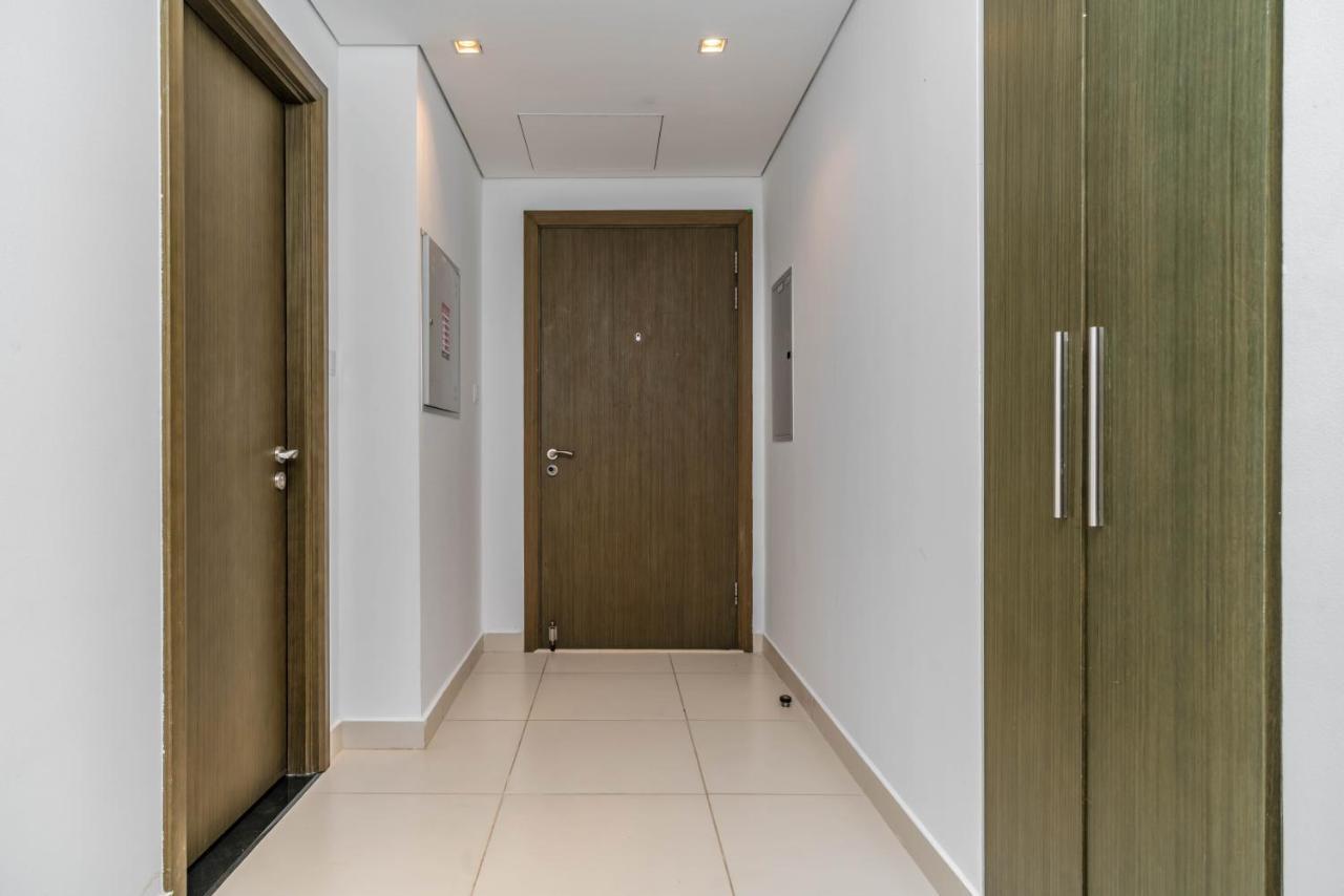 Lux Lofts Tower Downtown Boulevard & Sea Views Apartamento