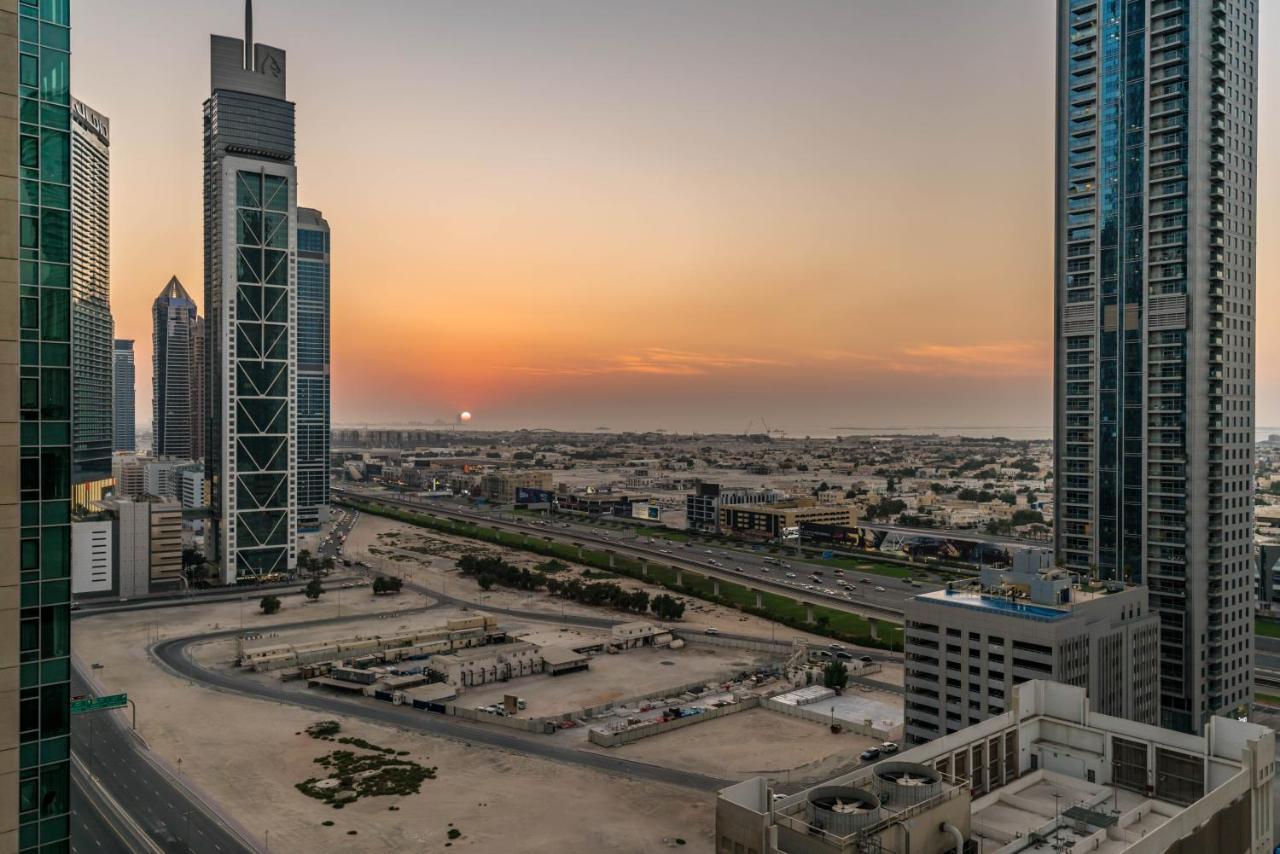 Lux Lofts Tower Downtown Boulevard & Sea Views Apartamento Dubai